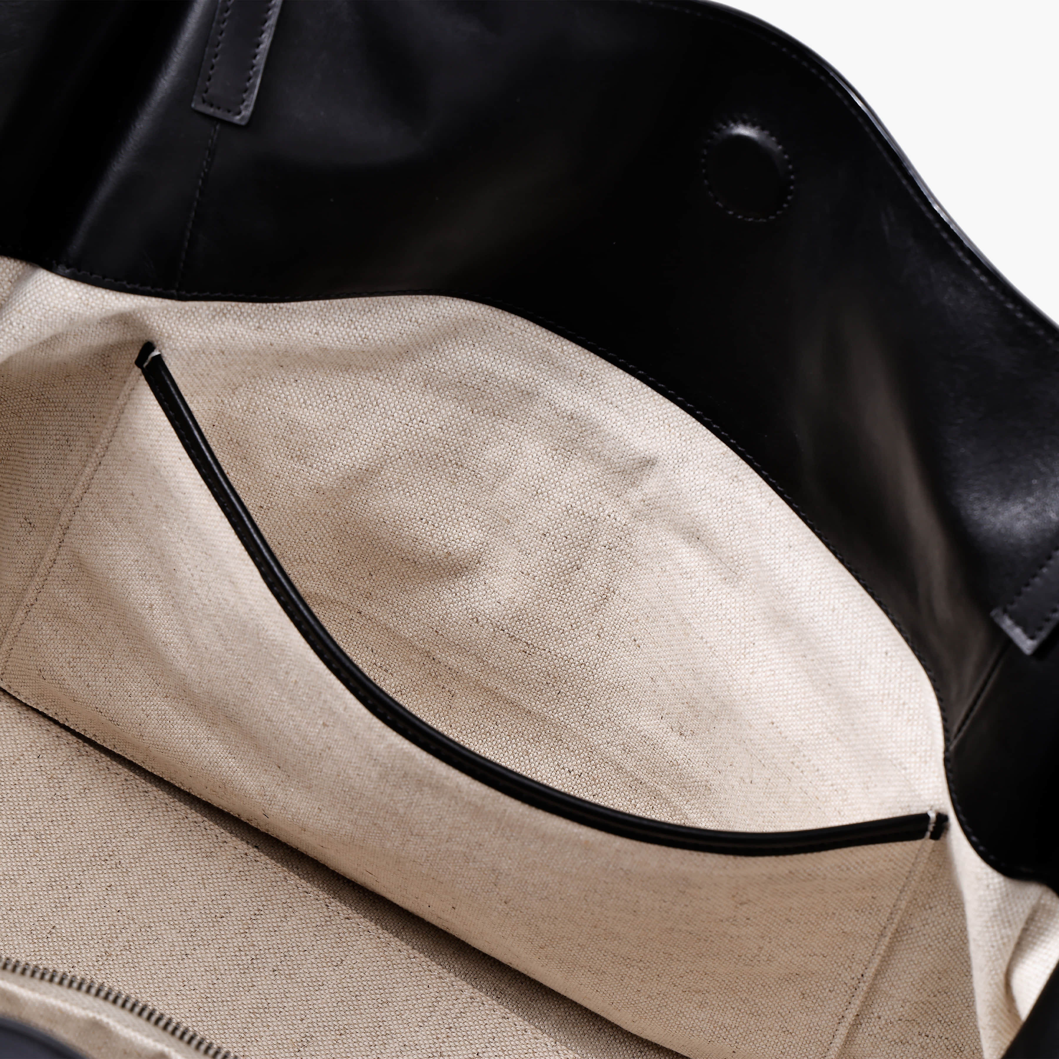 Sola Tote Bag Black