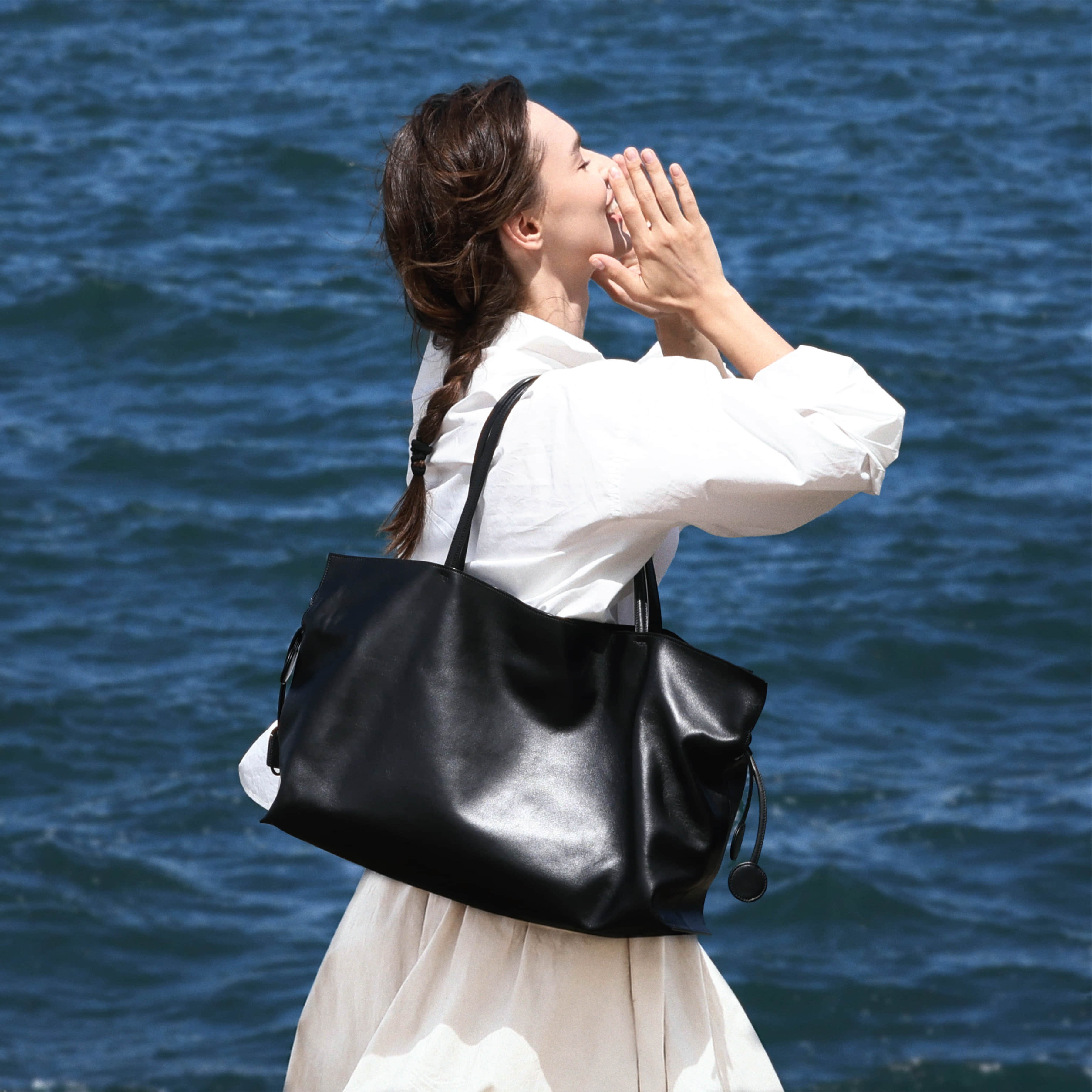 Sola Tote Bag Black