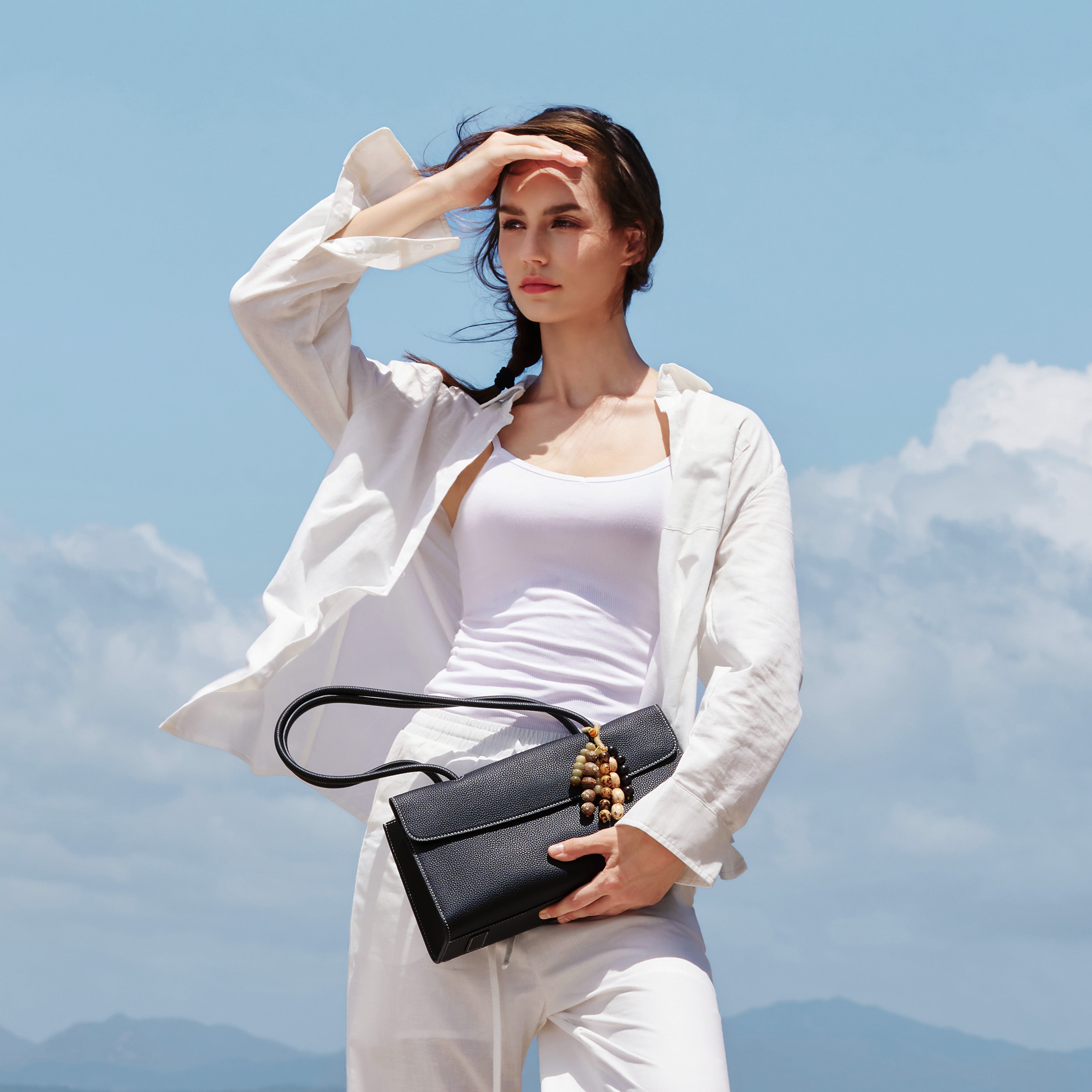 Caelum Baguette Bag Noir