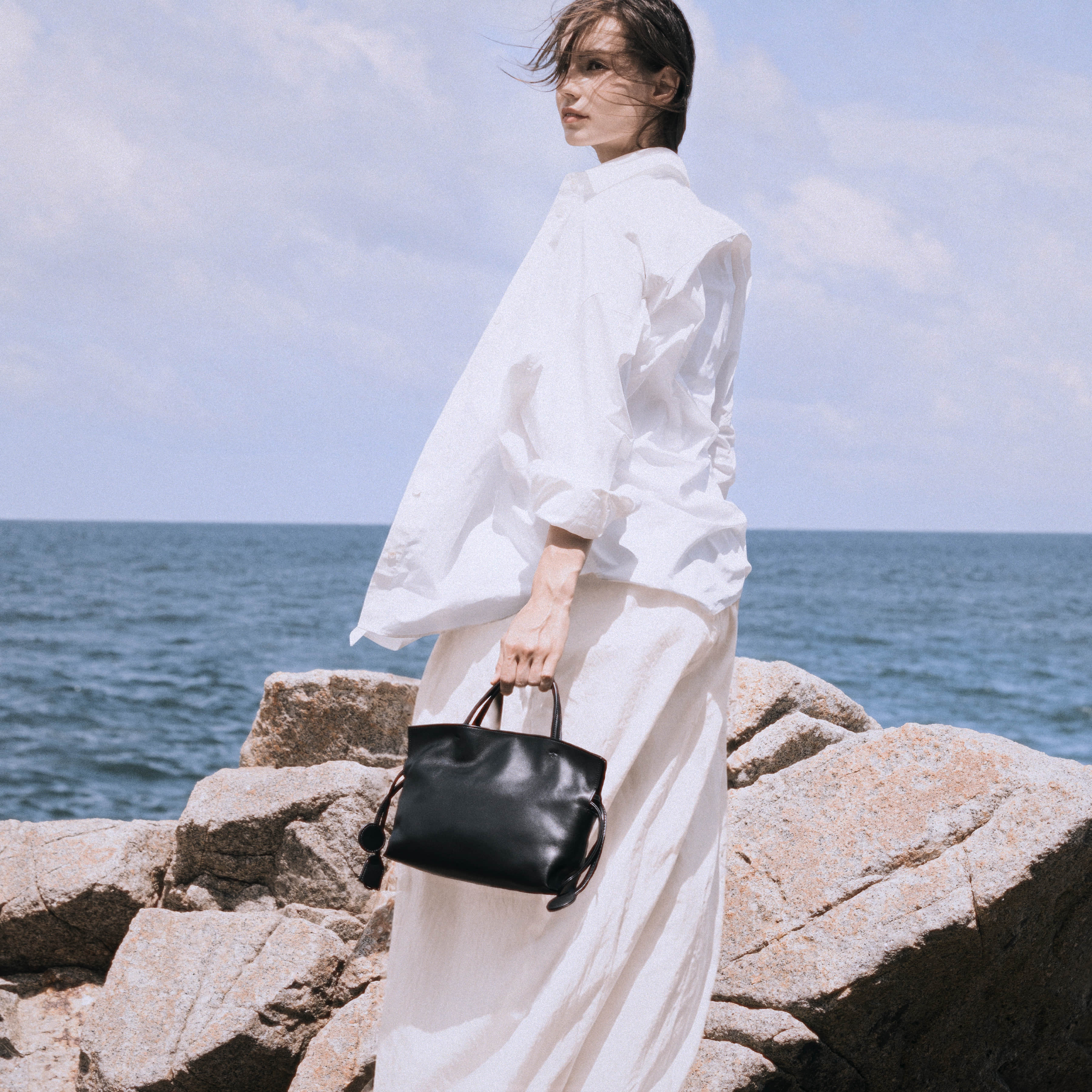Aura Evening Clutch Black