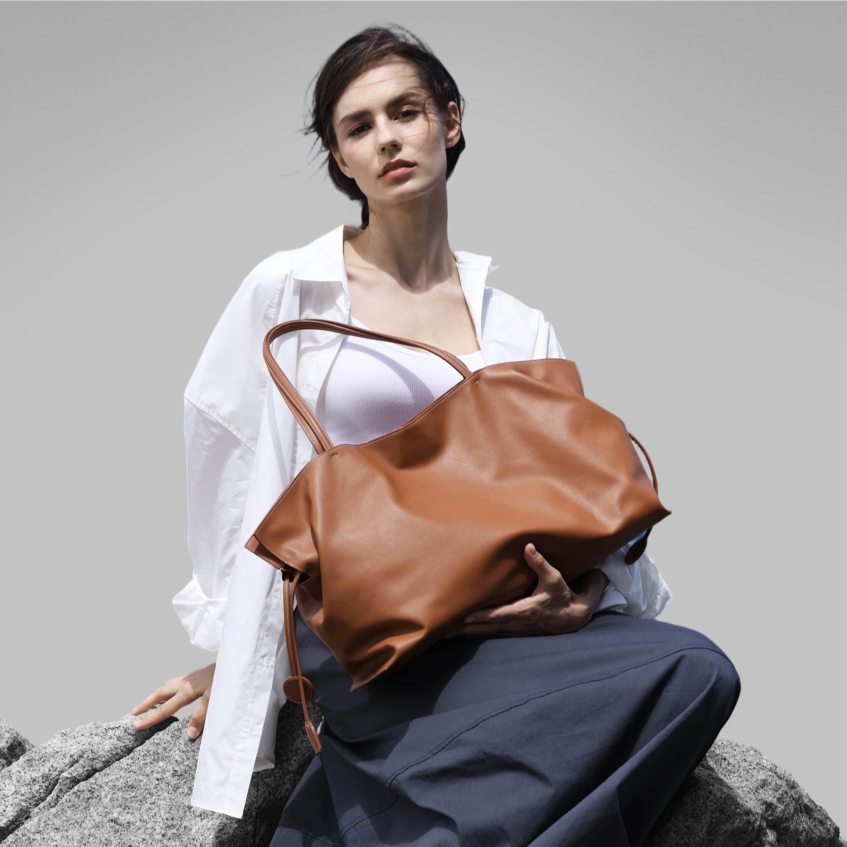 Sola Tote Bag Brown